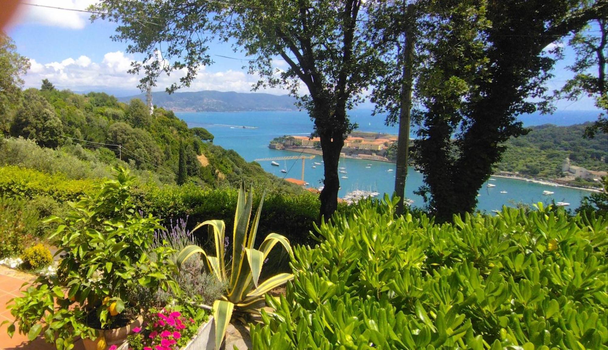Casa Vacanze Luna Porto Venere Exterior photo