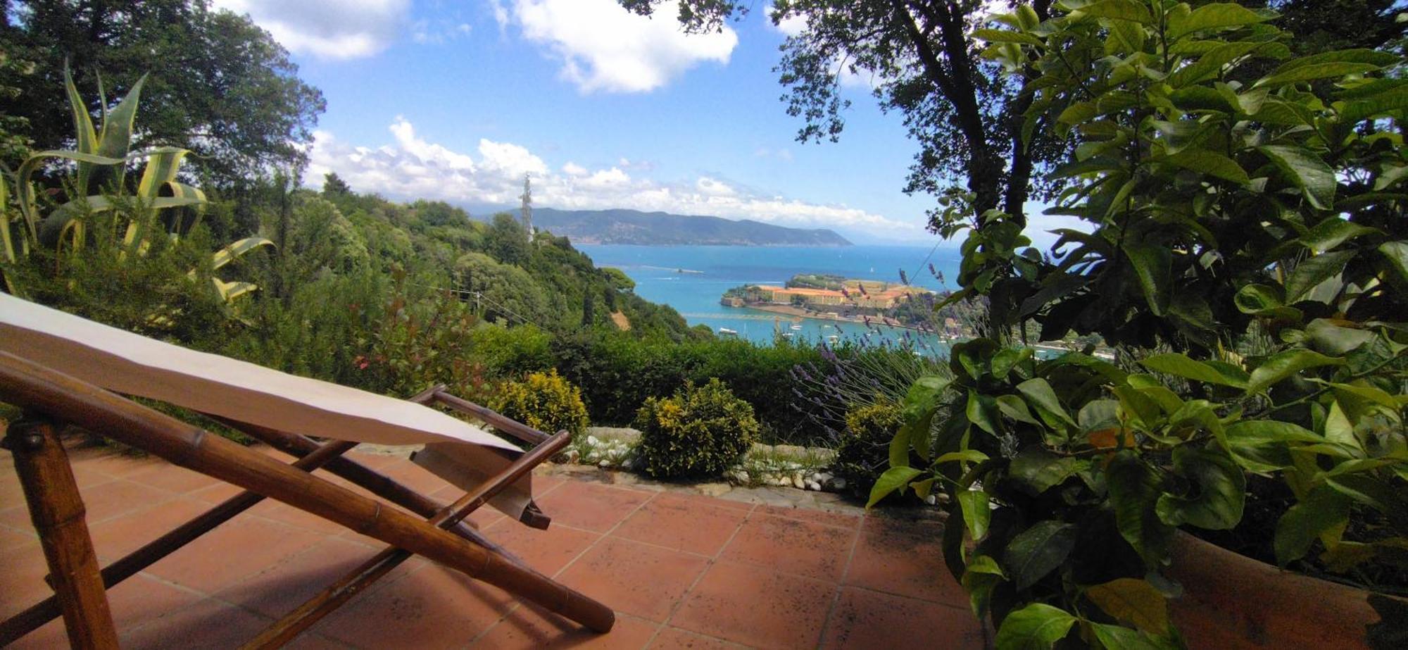 Casa Vacanze Luna Porto Venere Exterior photo